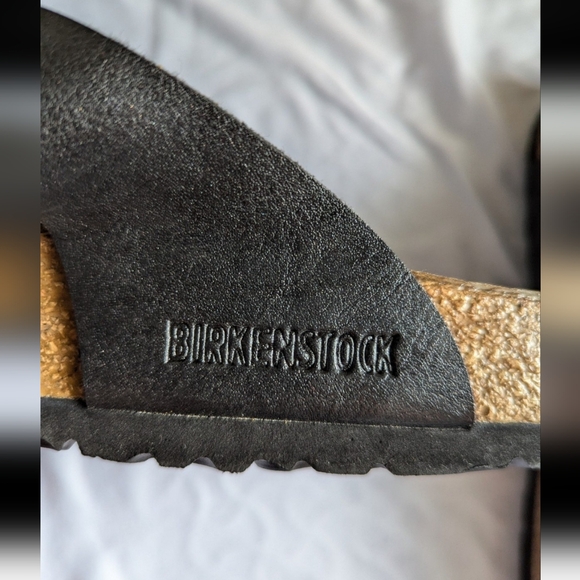 Birkenstock Gizeh Sandals for women size 41. - Picture 5 of 7